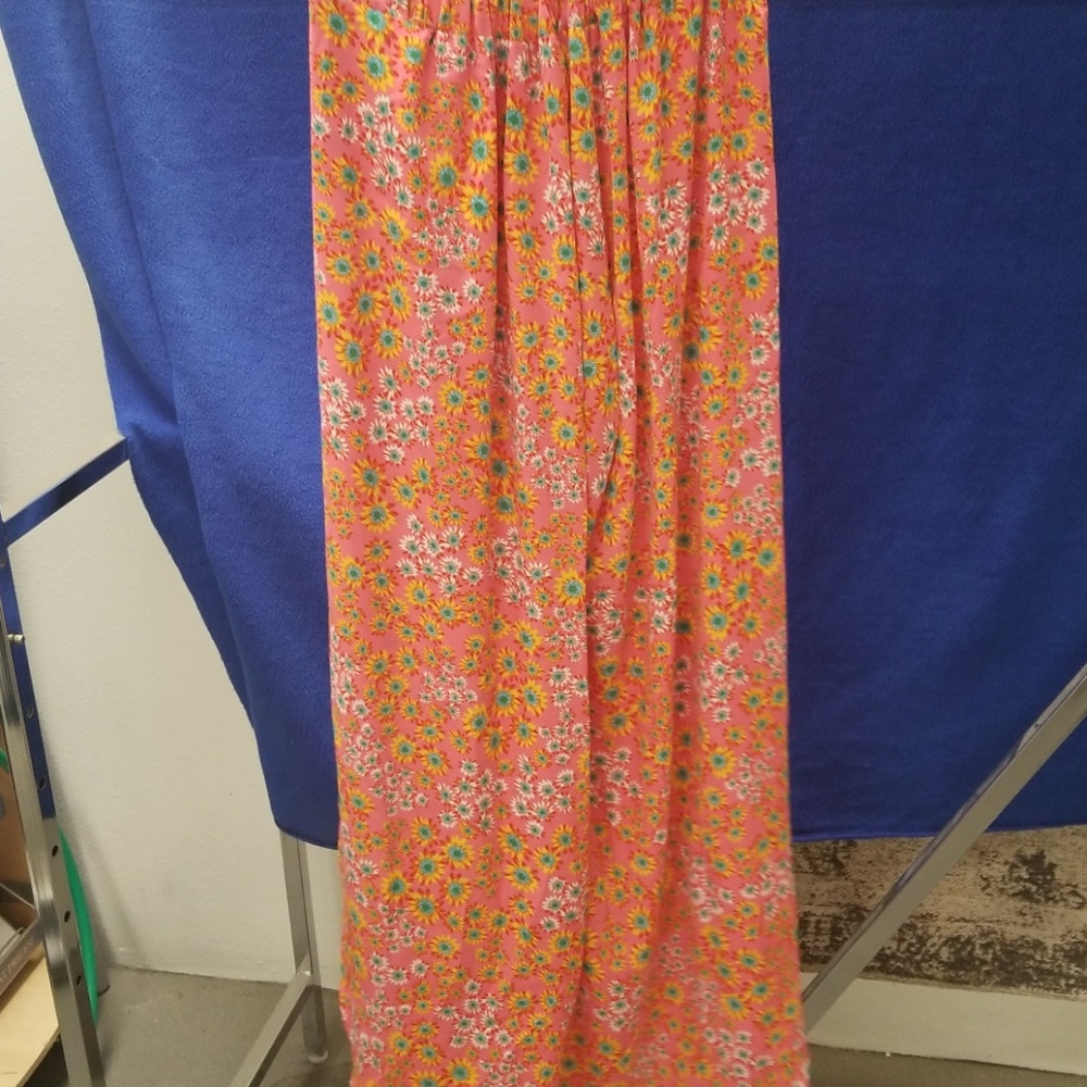 Pants - Picture 2 of 4